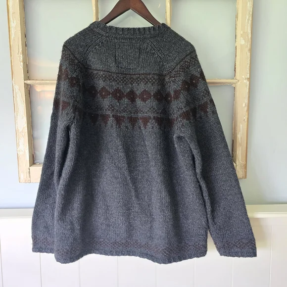 Tommy Bahama Gray and Brown Men's Sweater - Picture 5 of 5
